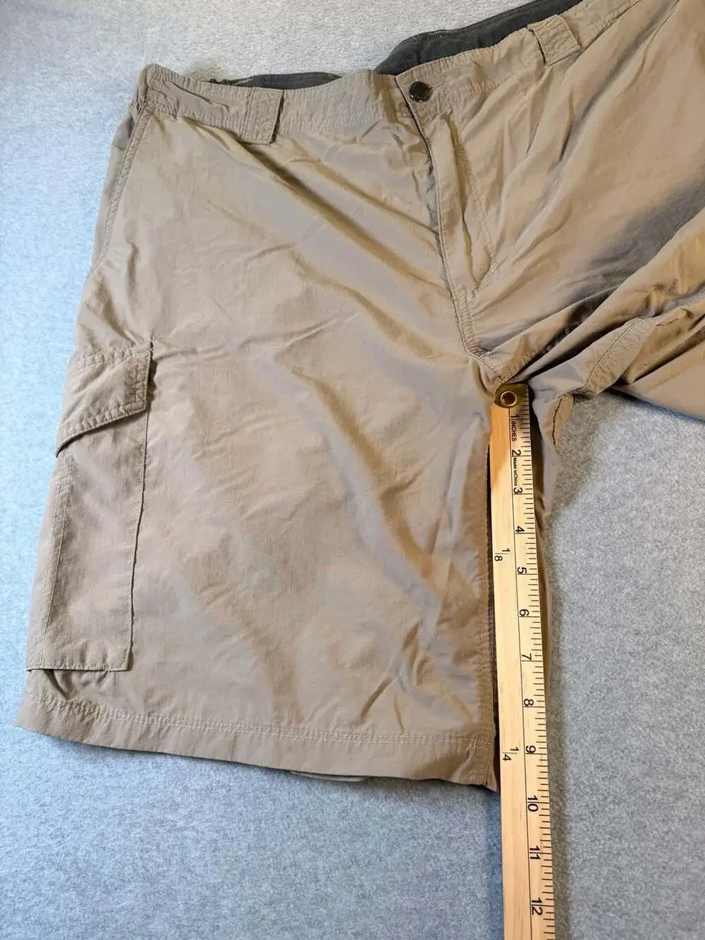 Columbia Cargo Shorts Size 40 Khaki Nylon Outdoor Hiking